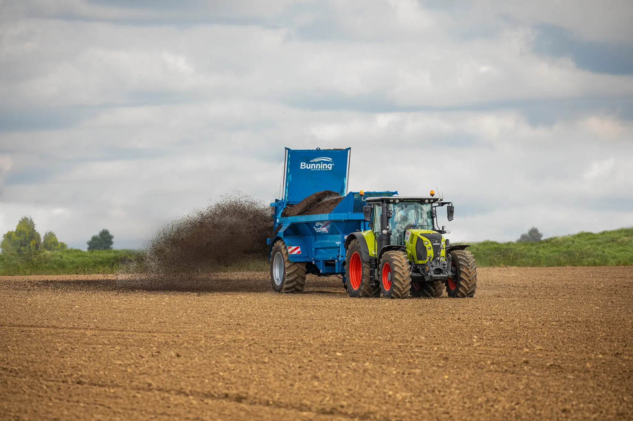 Tørrgjødselvogn, gjødselutstyr og gjødselhåndtering